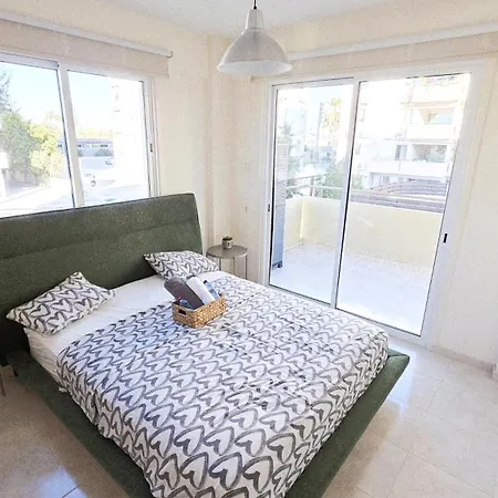 2br With Pool & Free Wi-fi *