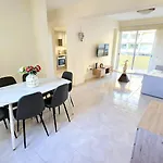 Διαμέρισμα 2br With Pool & Free Wi-fi Λάρνακα