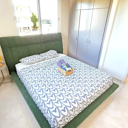 2br With Pool & Free Wi-fi * Lárnaka