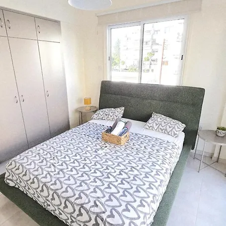 2br With Pool & Free Wi-fi * Larnaca