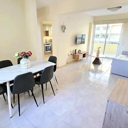 Apartman 2br With Pool & Free Wi-fi Lárnaka