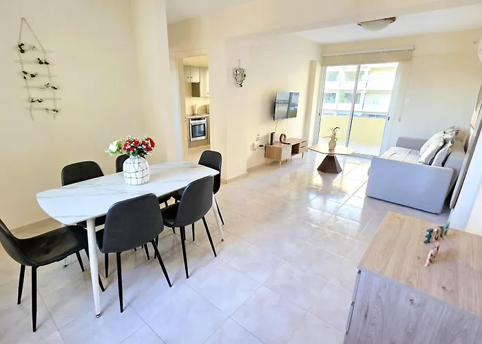 Διαμέρισμα 2br With Pool & Free Wi-fi Λάρνακα